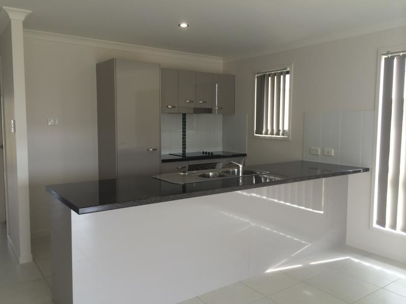 5 Florida Crescent, Parkhurst QLD 4702